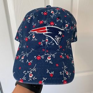 Women's New England Patriots Adjustable Baseball Hat New Era Blue Floral 9TWENTY